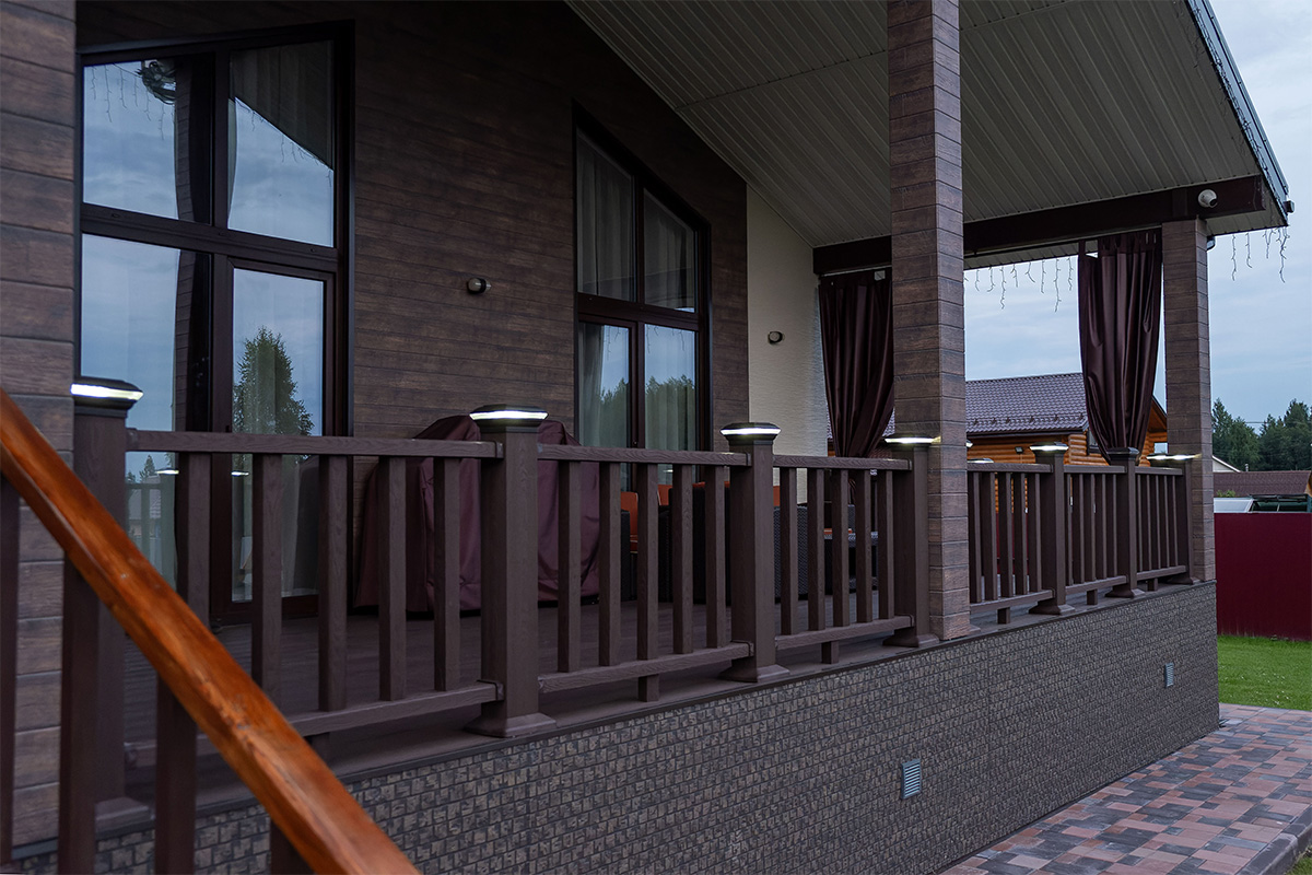 Комплект крышек с светодиодами для столба Holzhof Стандарт (100*100мм)