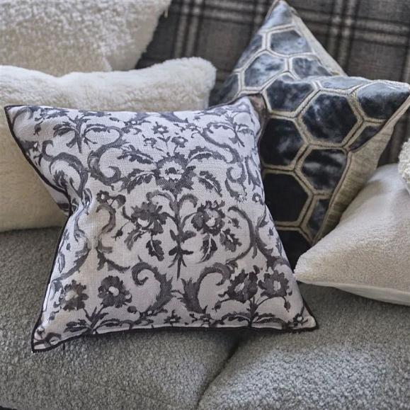 Подушка CCDG1313, Manipur, Graphite, Designers Guild 43x43см