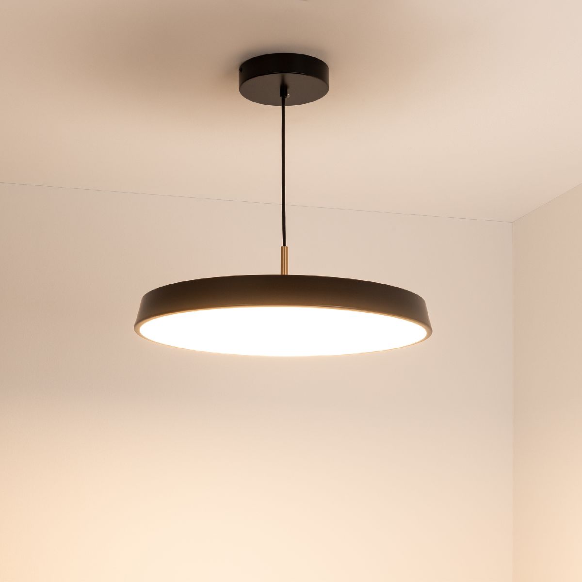 Подвесной светильник Arlight SP-ELEGANT-R500-37W Warm3000 (BK, 120 deg, 230V) 033922(1)