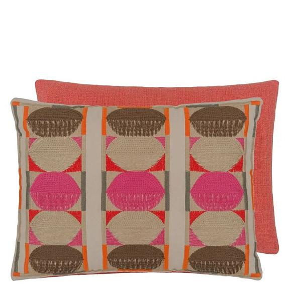 Подушка CCDG1594, Kushime Embroidered Cotton, Fuchsia, Designers Guild 40 x 30см