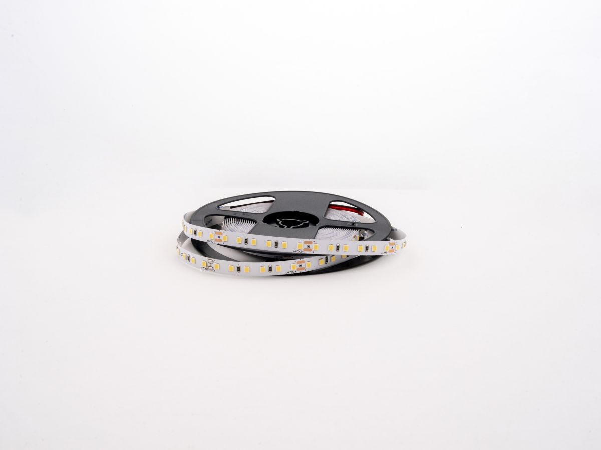 Светодиодная лента LEDS POWER 2835 120/м (9,6Вт/м) 24В нейтральная 004204