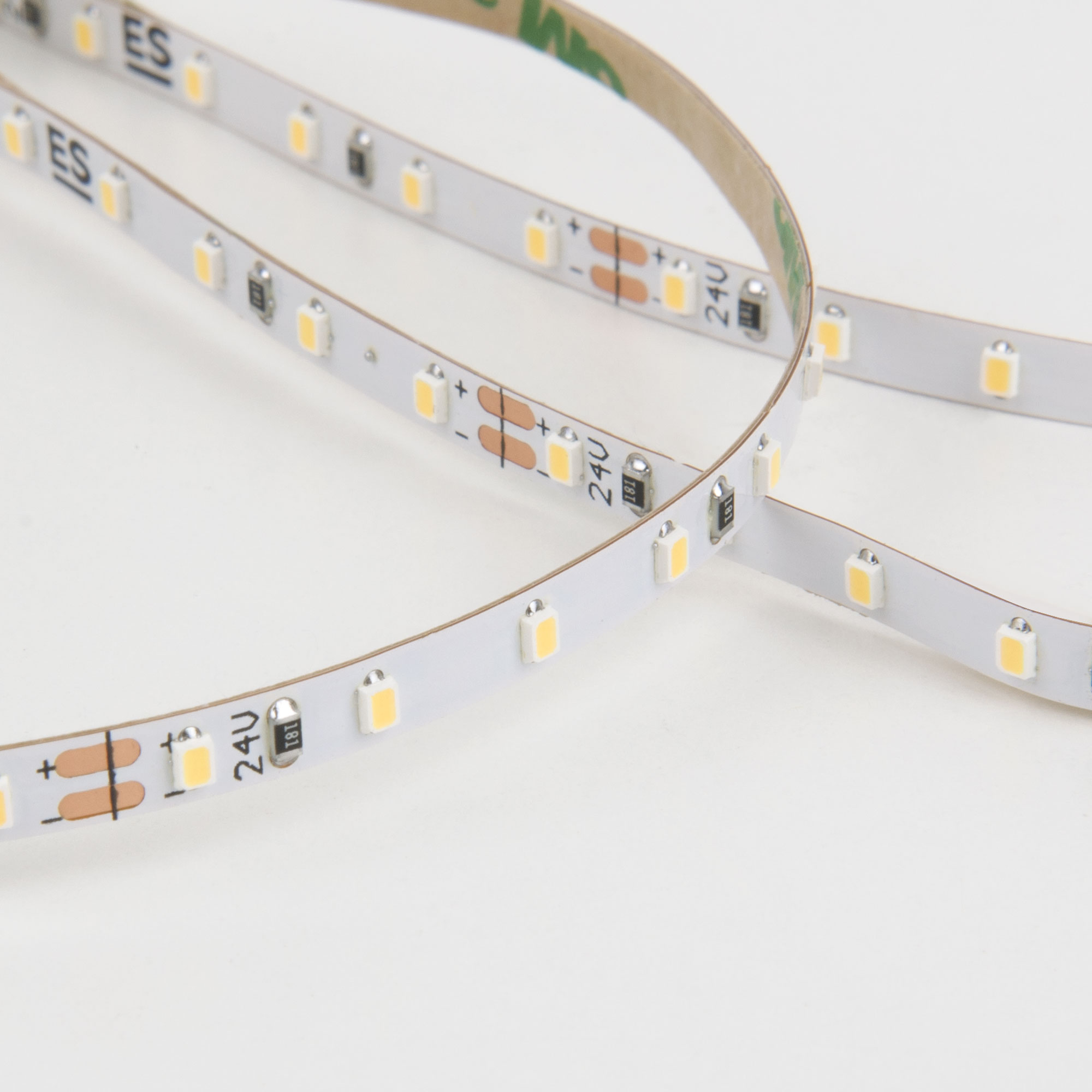Светодиодная лента Elektrostandard 24V 8W 120Led 2116 IP20 холодный белый 5м 4690389176685