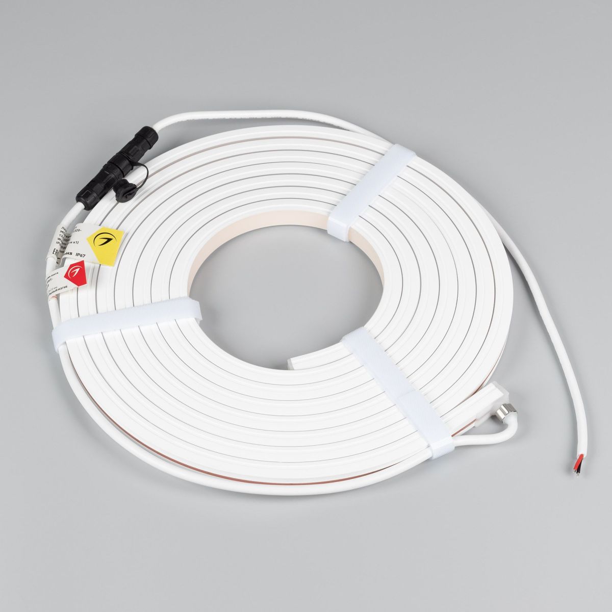 Светодиодная герметичная лента Arlight MOONLIGHT-TOP-X320-13x12mm 24V Day4000 (5 W/m, IP67, sauna, 5m, wire x1) 051132