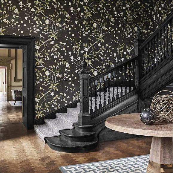 Обои Zoffany 312850 Chambalon Trail Antique Gold/Vine Black