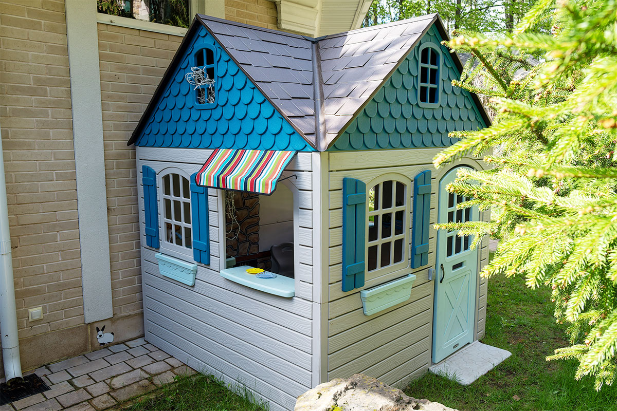 Детский домик Lifetime Playhouse, высота 2.15м