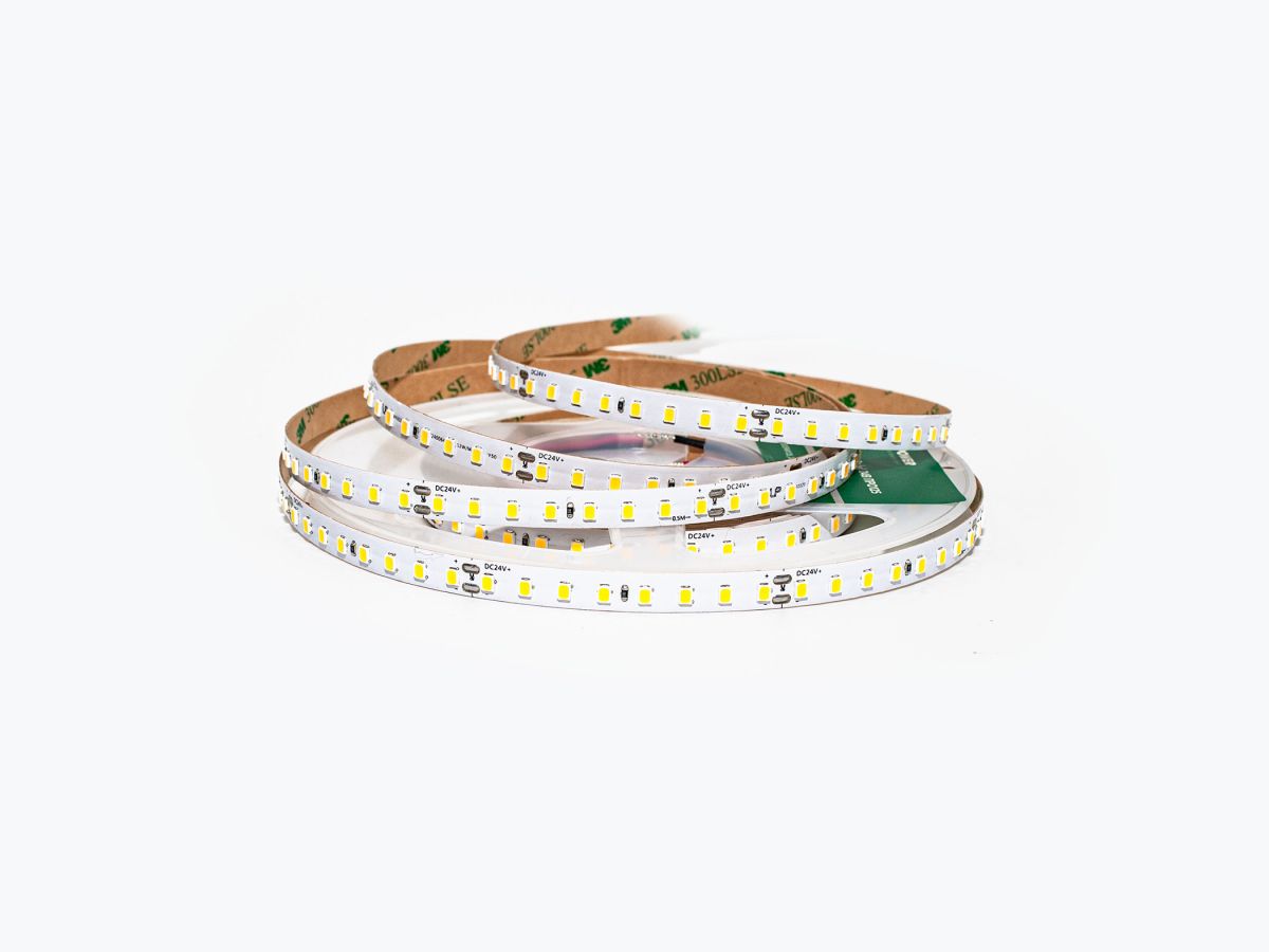 Светодиодная лента LEDS POWER 2835 128/м (12Вт/м) 24В нейтральная, серия ПРО125 008912