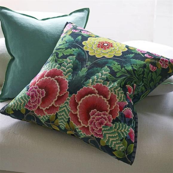 Подушка CCDG1450, Brocart Decoratif Velours, Noir, Designers Guild 55 x 55см