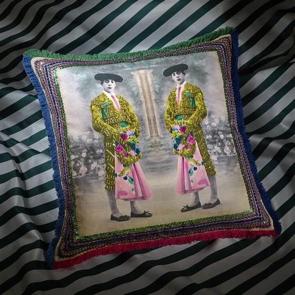 Подушка CCCL0662, Torero Twins, Mosaique, Christian Lacroix 50 x 50см