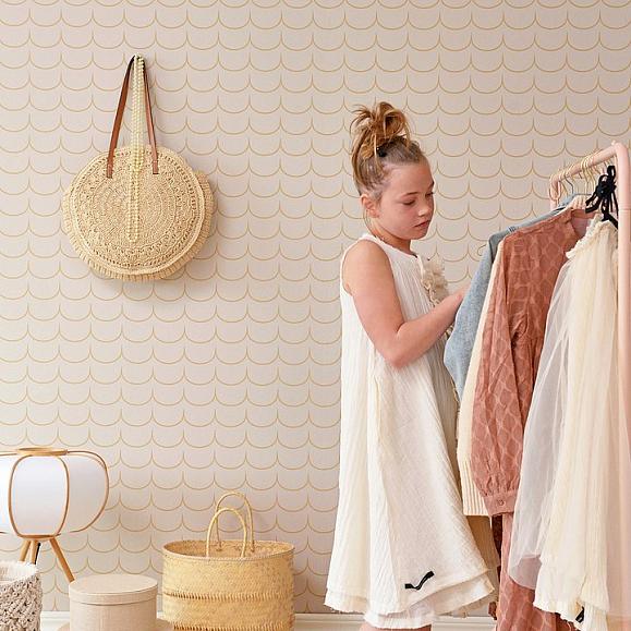 Обои Majvillan 137-01 Drop Curtain Greige Golden