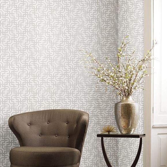 Обои York 5802 Dynastic Lattice White/Silver
