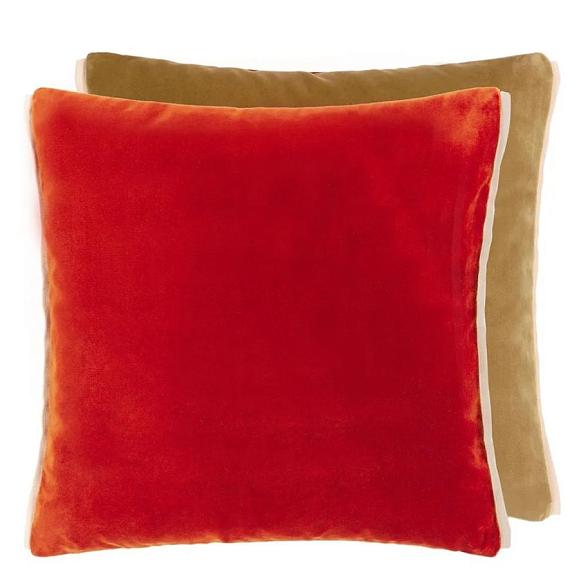 Подушка CCDG1431, Varese, Topaz Greengage, Designers Guild 43 x 43см