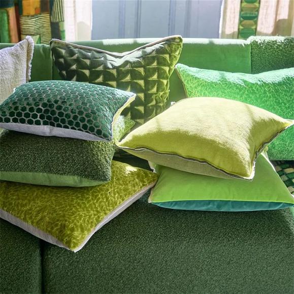Подушка CCDG1597, Marquise Velvet, Fern, Designers Guild 50 x 50см