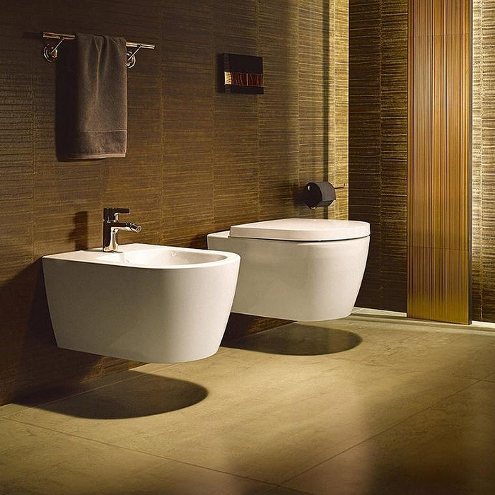 Duravit Me by Starck Комплект: унитаз подвесной, безободковый, покрытие Durashield, сиденье SoftClose, цвет: белый