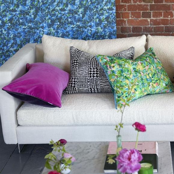 Подушка CCDG1152, Cassia, Aubergine, Designers Guild 60 x 45см