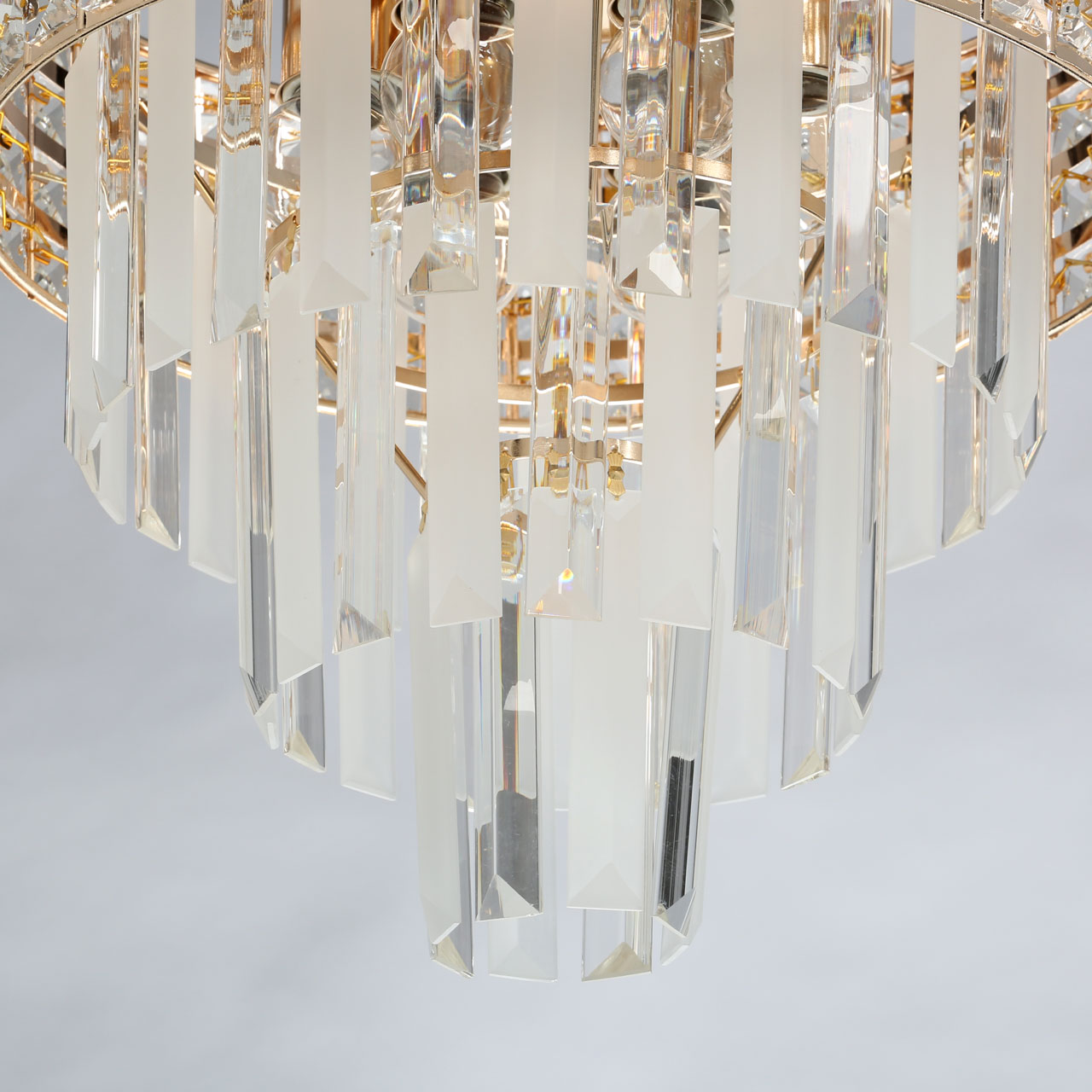Подвесная люстра De Markt Бриз 111013906