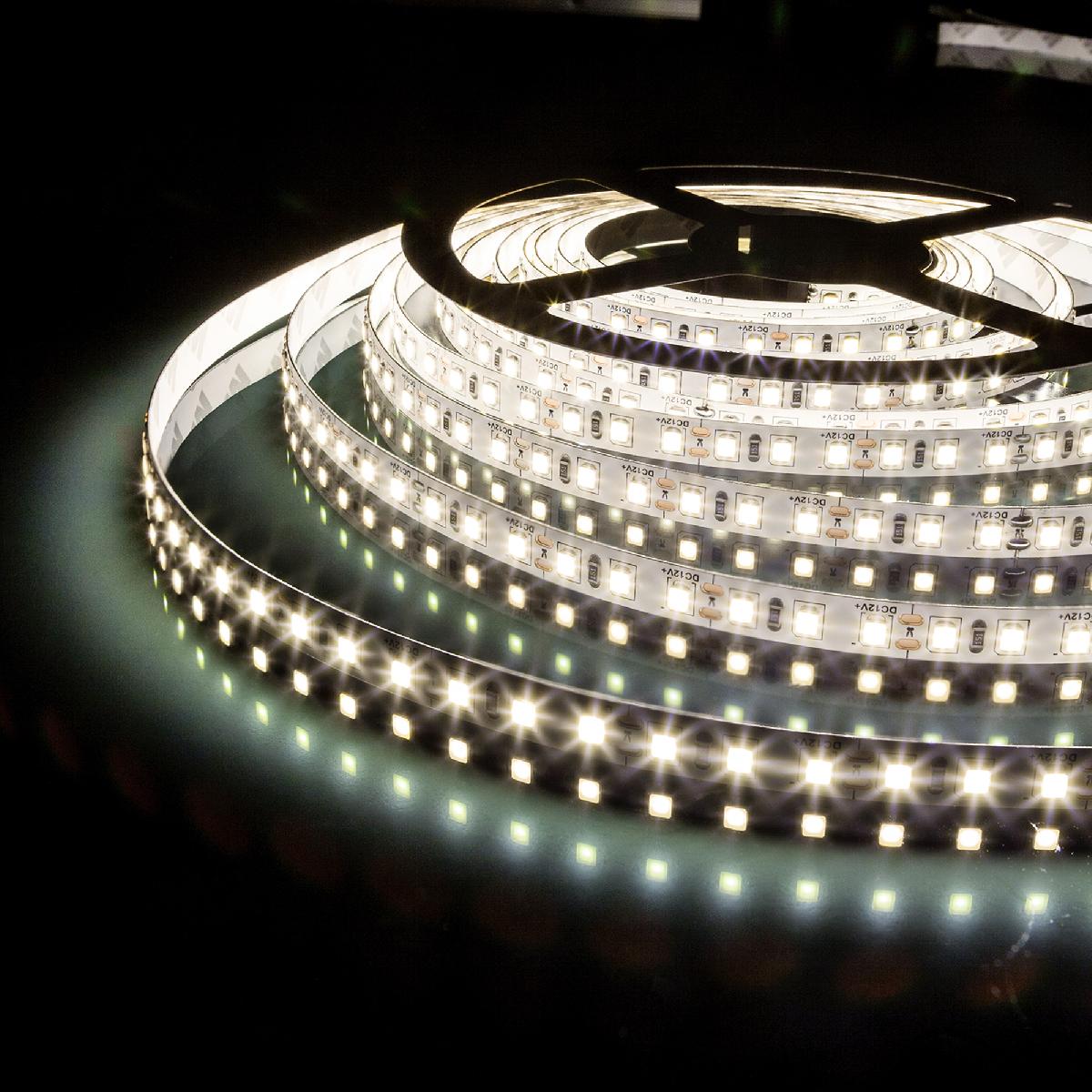 Светодиодная лента Elektrostandard 12V 9,6W 120Led 2835 IP65 дневной белый, 5м 4690389167041 a052850