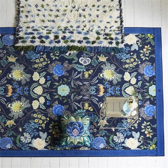 Подушка CCDG1466, Rose De Damas Embroidered, Indigo, Designers Guild 50 x 50см