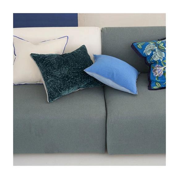 Подушка CCDG1569, Cartouche, Teal, Designers Guild 60 x 45см