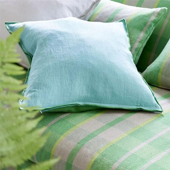 Подушка CCDG1362, Brera Lino, Emerald&Capri, Designers Guild 43x43см
