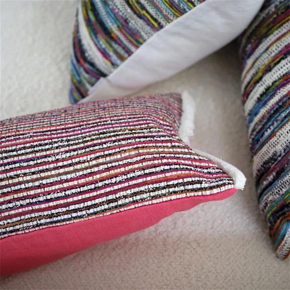 Подушка CCDG1401, Sakiori, Fuchsia, Designers Guild 30 x 60см