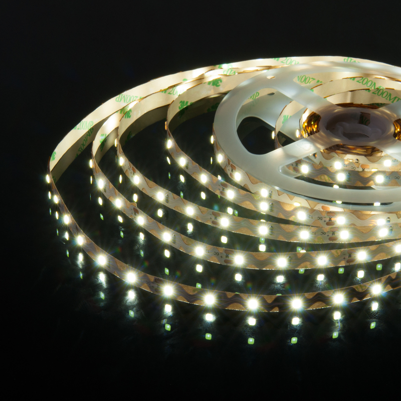 Светодиодная гибкая лента Elektrostandard гибкая 12V 6W 60Led 2835 IP20 холодный белый, 5м 4690389167027 a052854