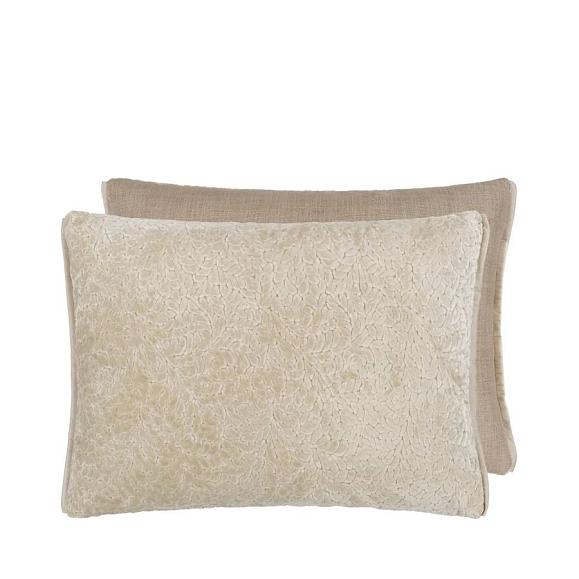 Подушка CCDG1565, Cartouche, Linen, Designers Guild 60 x 45см