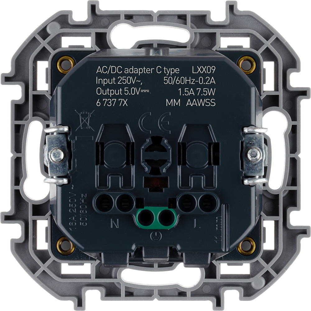 Розетка с/з с USB тип C со шторками Legrand Inspiria 673773
