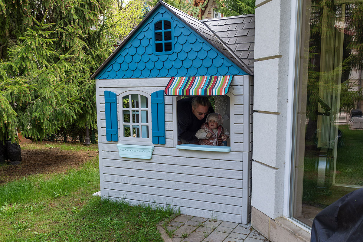 Детский домик Lifetime Playhouse, высота 2.15м