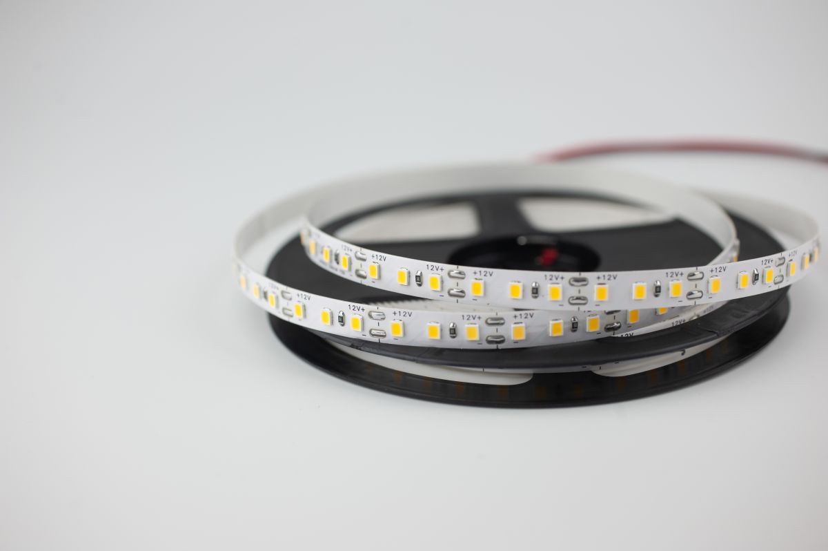 Светодиодная лента LEDS POWER 2835 120/м (10Вт/м) 12В нейтральная 008639